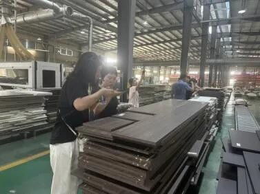 夏日游學 走進兔寶寶 山東兔寶寶全屋定制經(jīng)銷商工廠行圓滿結束