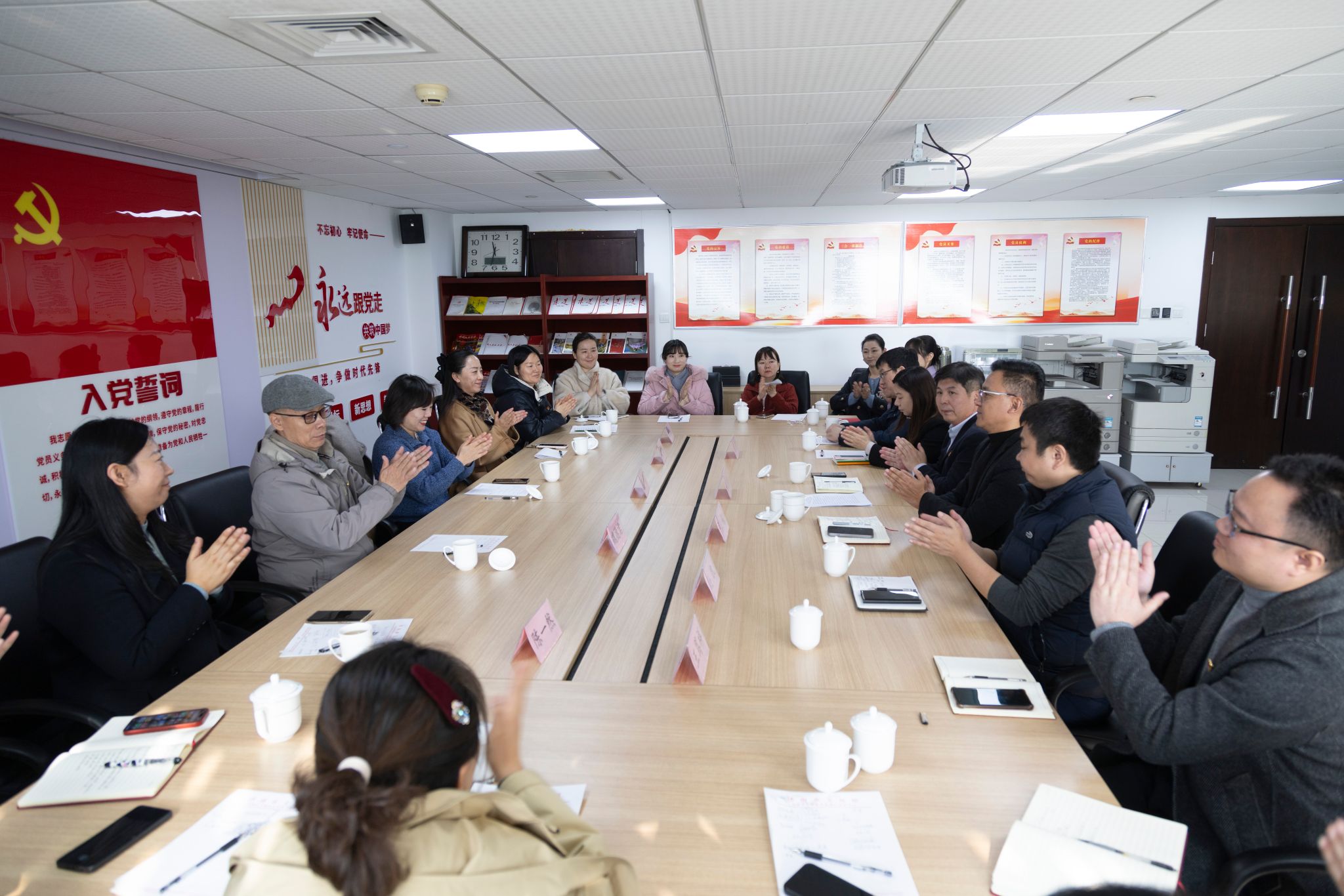 藝心向黨 文化互鑒——國際藝術(shù)交流學(xué)院與濟(jì)南市文化館攜手開展黨建共建暨文化藝術(shù)交流活動(dòng)